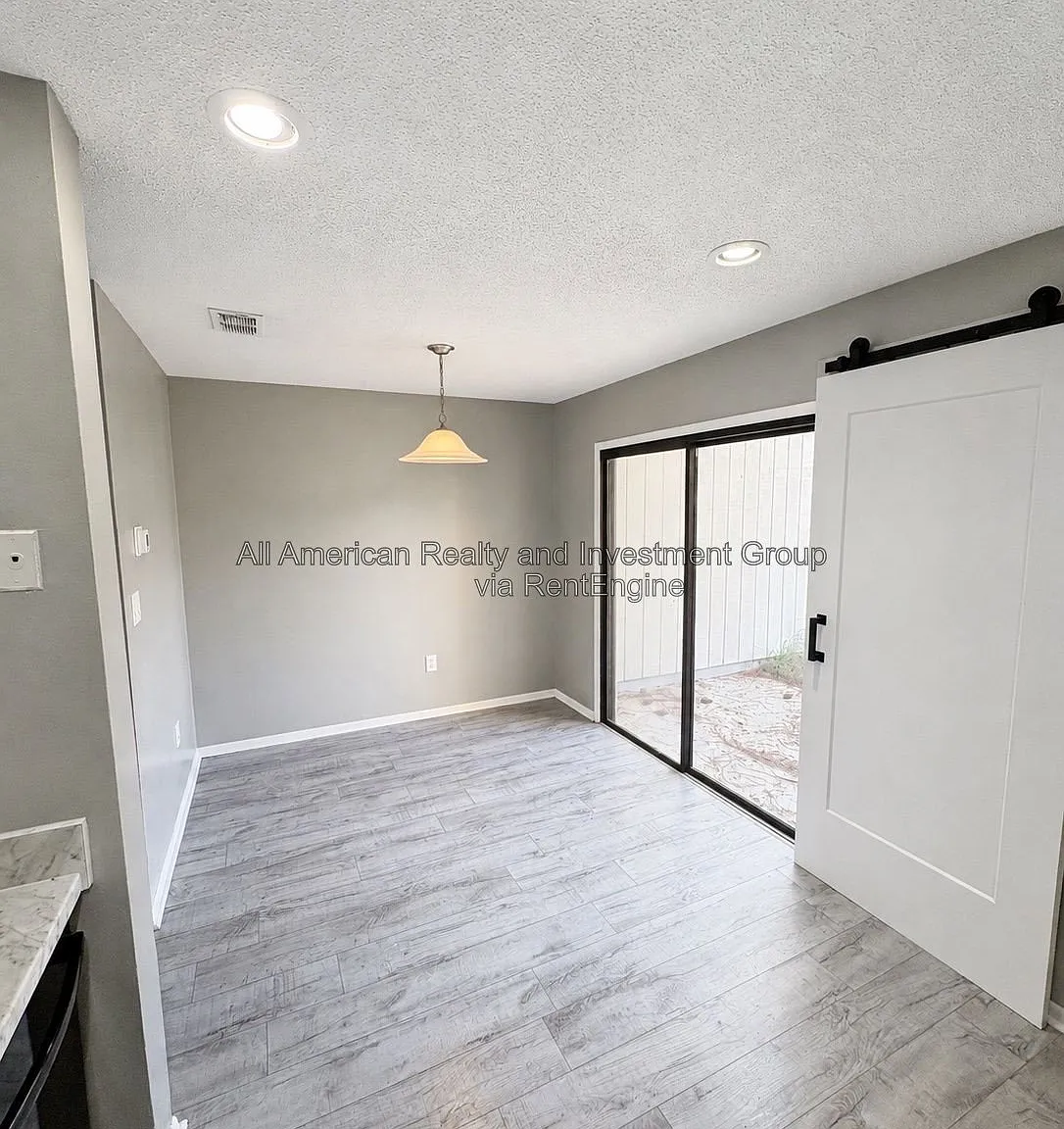 2 bed, 2.0 bath, 1072 sqft, $1,825 — Photo 2