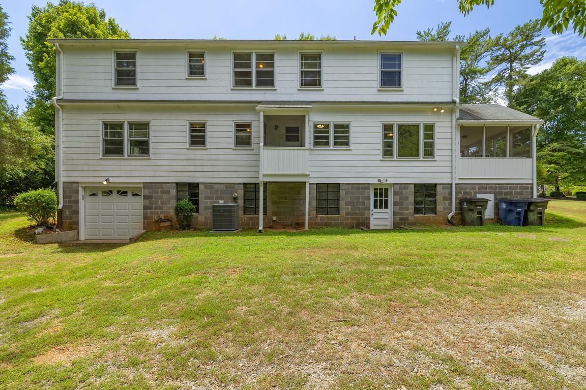 3563 Milhaven Rd-34
