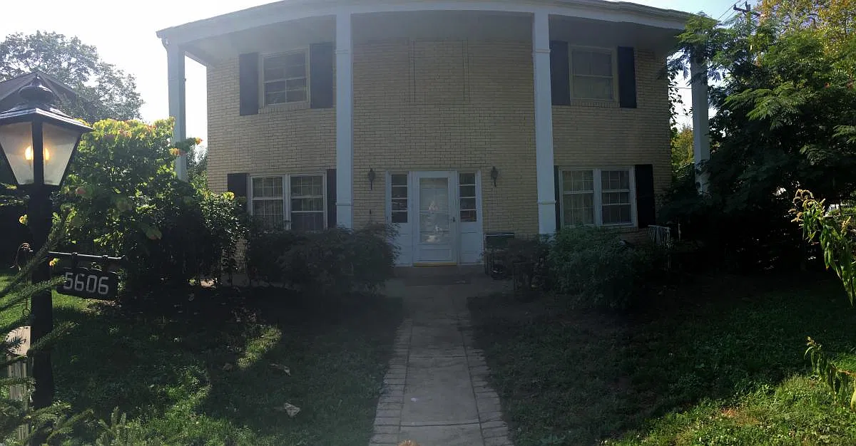 3 bed, 2.5 bath, 1750 sqft, $4,000 — Photo 2