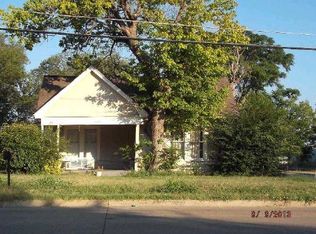 1133 Haymarket Rd, Dallas, TX 75217