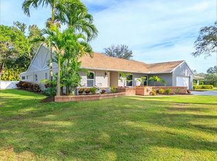 3697 Country Place Blvd, Sarasota, FL 34233