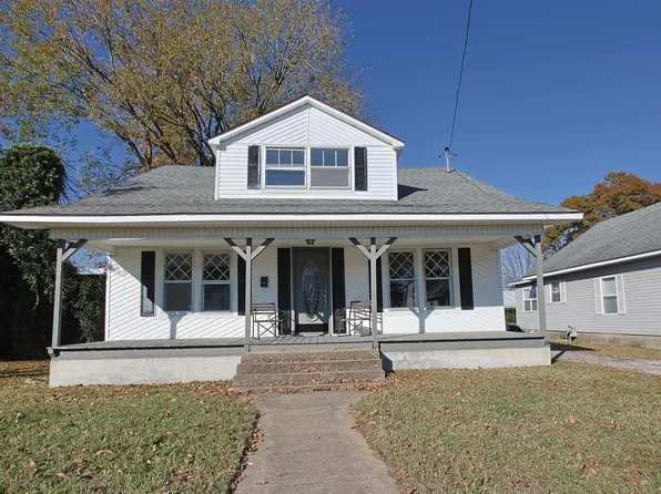 1405 E Elm St, West Frankfort, IL 62896