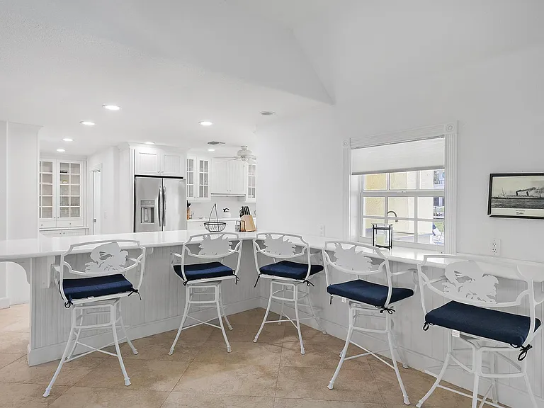 8538 SE Coconut St — Photo 13