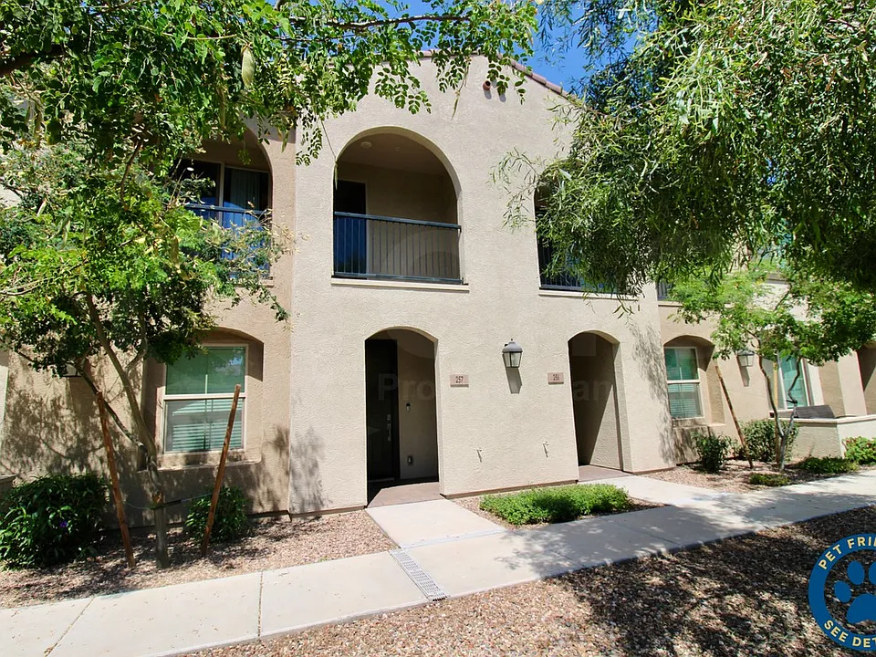 155 N Lakeview Blvd #257