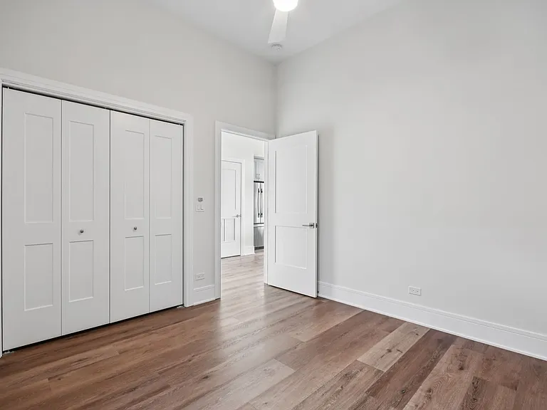 6700 North Ave — Photo 12