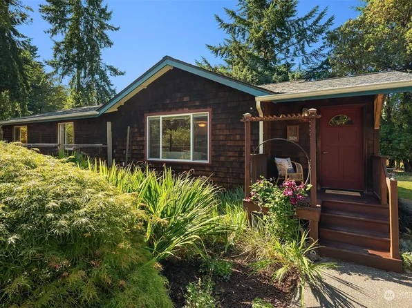 9204 SW 274th Street, Vashon, WA 98070