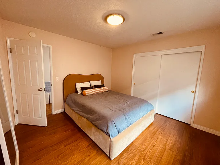 1617 Morgan Ln — Photo 15