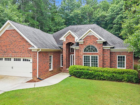 2nd image of 312 Ashbrook Ln