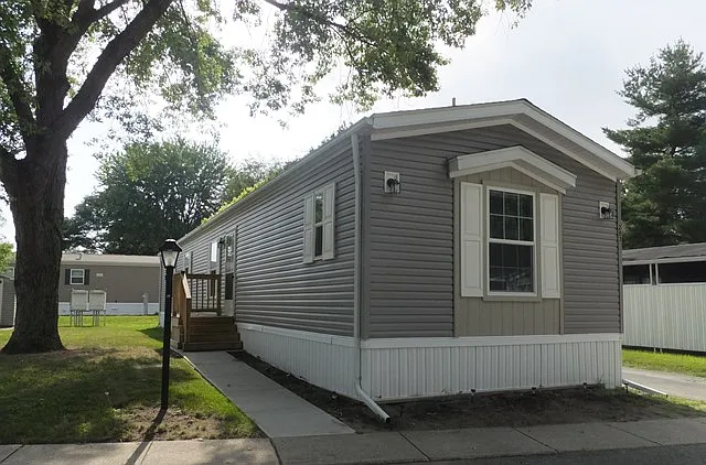 Woodside Terrace — Photo 18