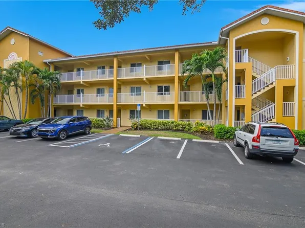 10020 Maddox LN #113, BONITA SPRINGS, FL 34135