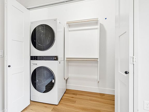 5th image of 4381 NE Prescott St #306