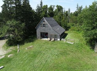 44 & 46 Reach Rd, Vinalhaven, ME 04863