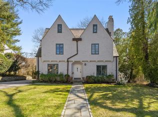 39 Secor Rd, Scarsdale, NY 10583