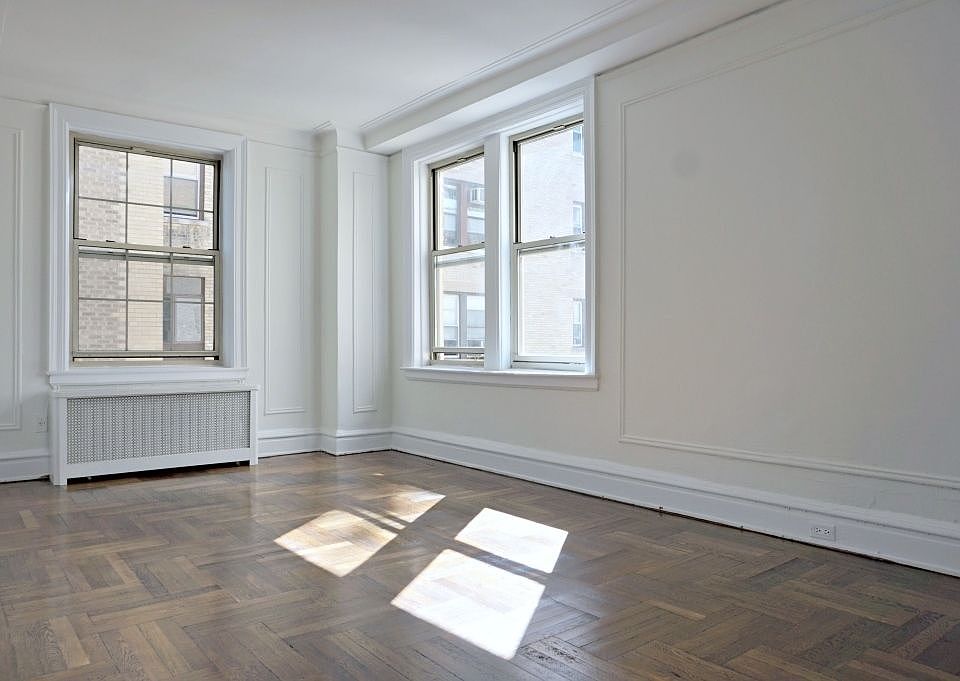 1st image of 698 W End Ave #E12
