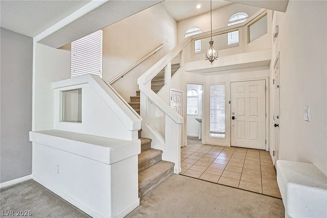 3 bed, 2.5 bath, 1599 sqft, $1,850 — Photo 4