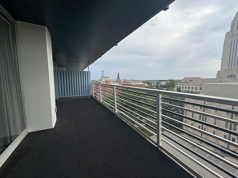 Sky Park Apartments — Photo 54