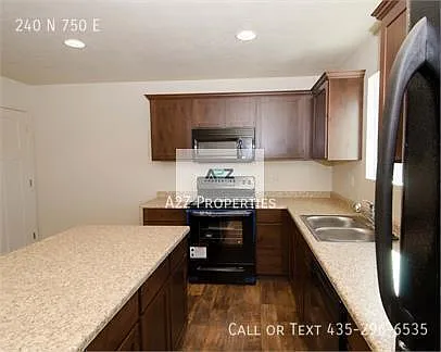 240 N 750 E — Photo 11