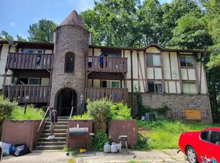 1520 Camelot Dr, Atlanta, GA 30349