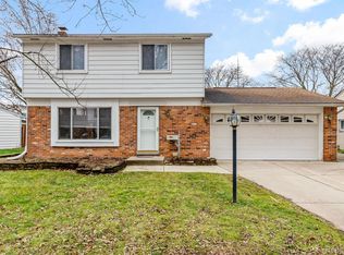 15646 Leader St, Taylor, MI 48180