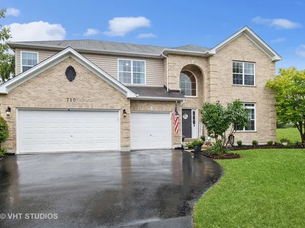 710 Fox Trail Ter, Cary, IL 60013