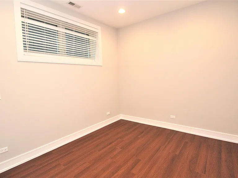 2408 W Cortland St #1W — Photo 20