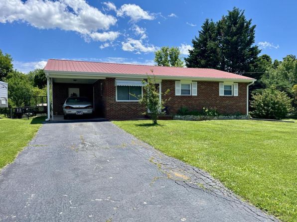 102 York Dr