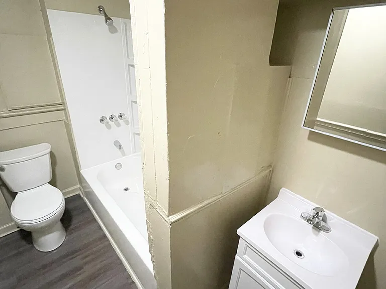 338 Villa Ave — Photo 8
