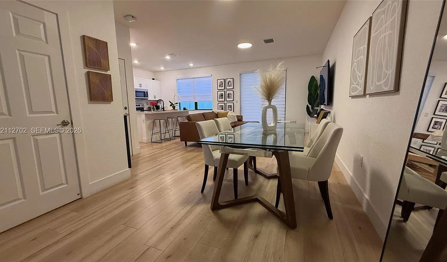 10033 W 32nd Ln — Photo 3