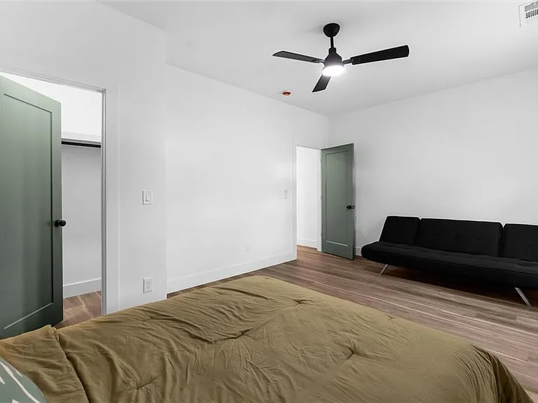 598 Formwalt St SW #B — Photo 37