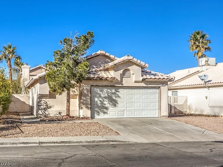 5501 Lonesome Biker Ln — Photo 1
