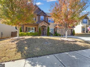 9 Marvin Gdns, Sharpsburg, GA 30277