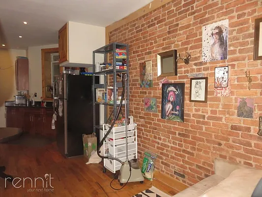 Rented by Rennit Inc. | media 33