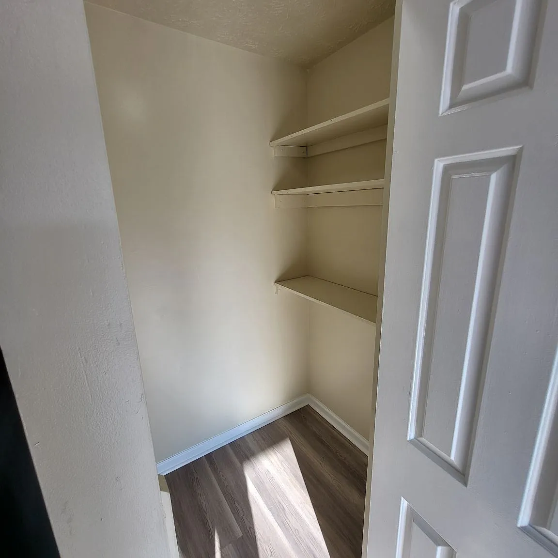 26 Sylvan Park Ct — Photo 3