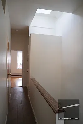 Rented by Highline Residential | media 54