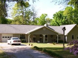 1261 Sand Island Dr, Camden, AL 36726