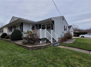 1803 Mathews Rd, Youngstown, OH 44514