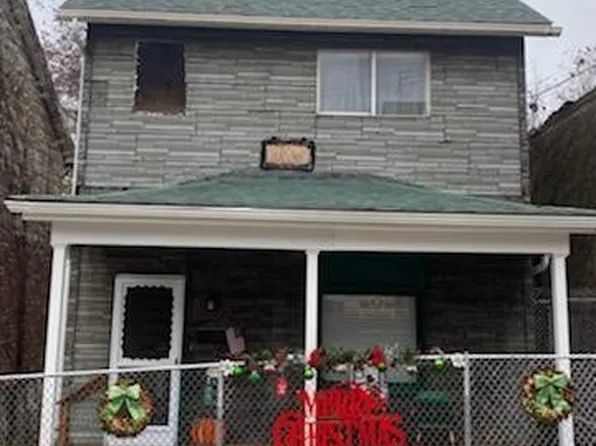 1122 Franklin St N, Braddock, PA 15104