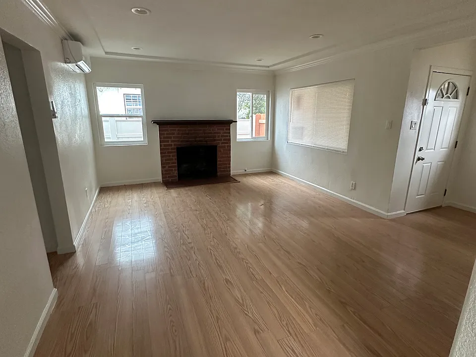 857 Colima Rd