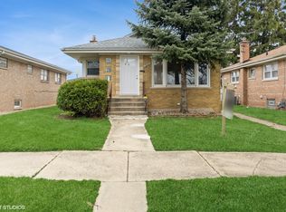 12727 S Page St, Calumet Park, IL 60827