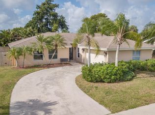 17711 Foxwood Way, Boca Raton, FL 33487