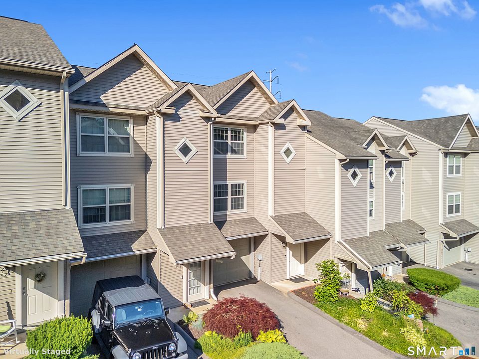 1st image of 19 Hawthorne Drive #156