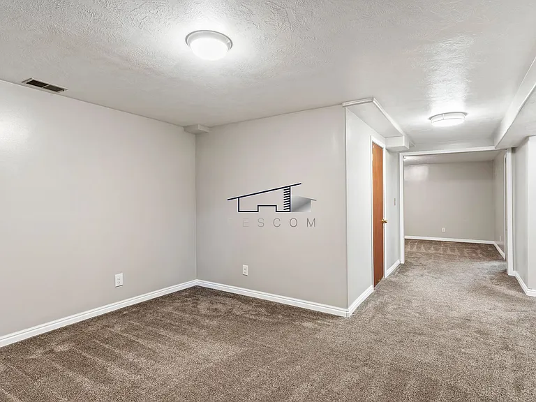 3179 Hawthorne Ave — Photo 21