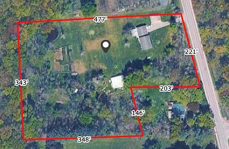 3rd image of 3575 Maple Ave