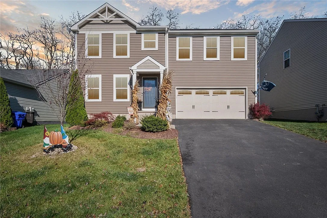 128 Cameron Square Dr photo 1