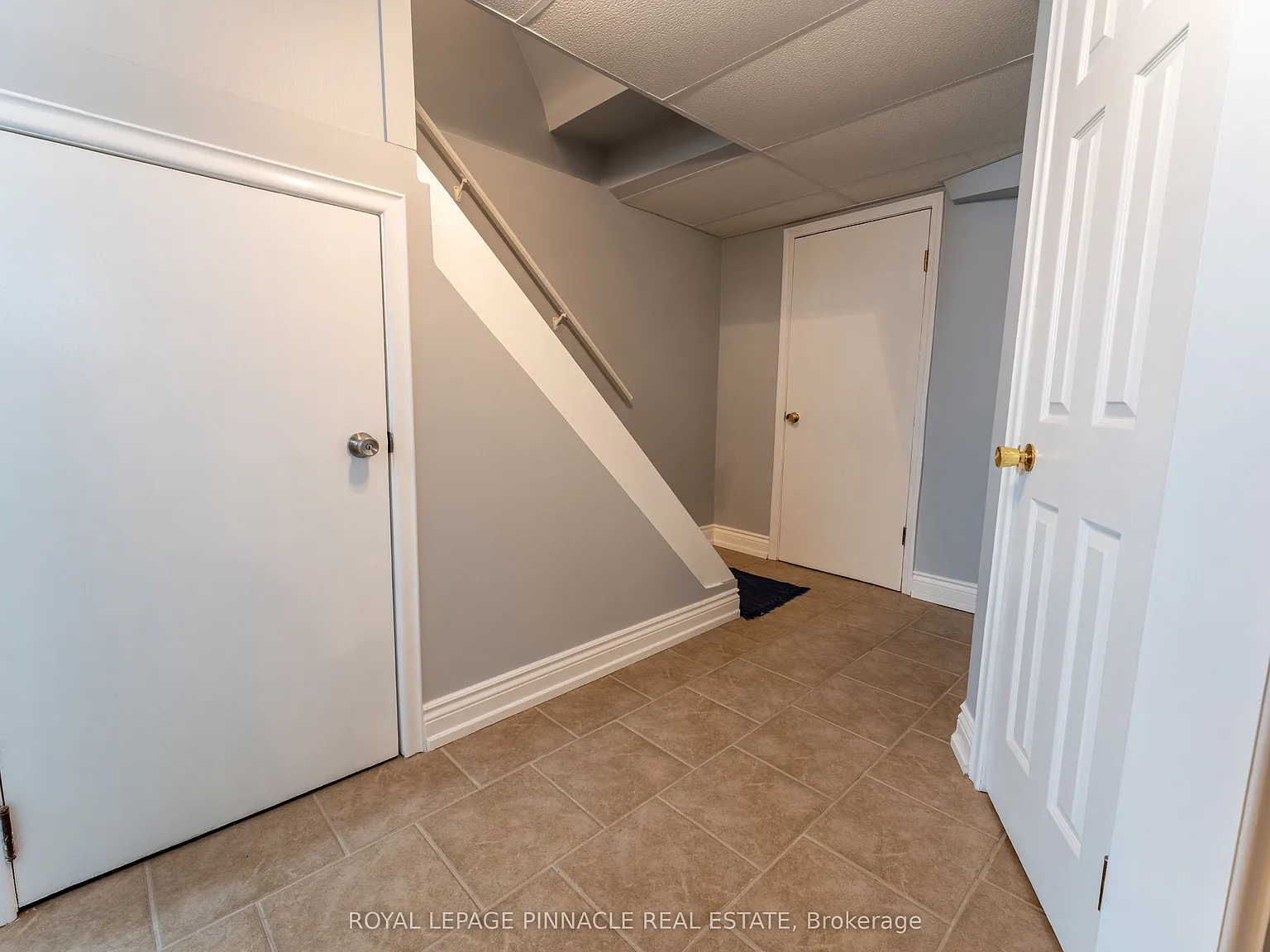 3 bed, $1,799 — Photo 4