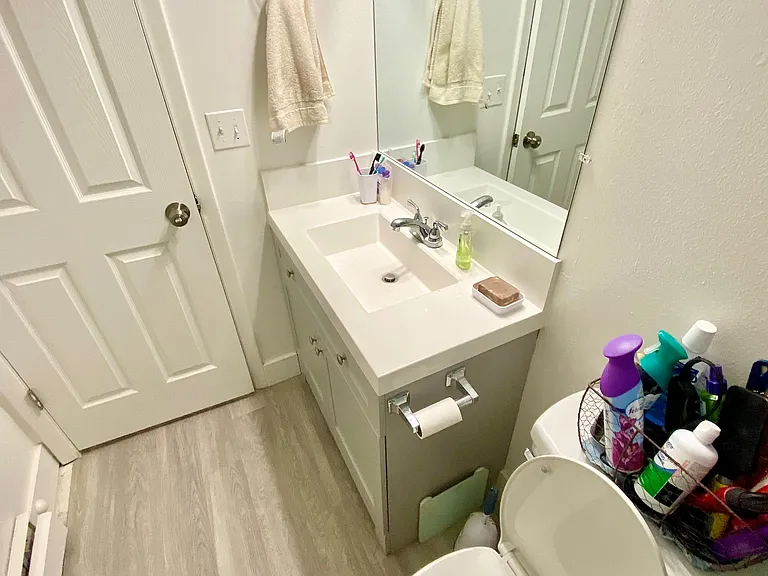 55 N 100 E #4 — Photo 16