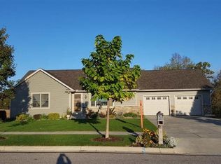 78 Me Me Ln, Reedsburg, WI 53959