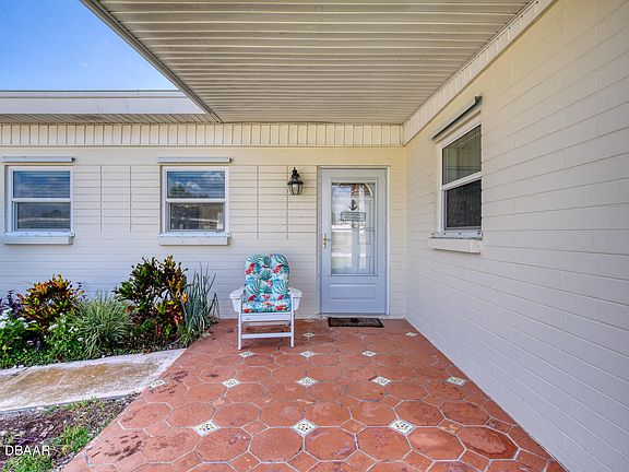 5th image of 2592 W Coral Way