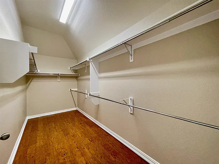 2902 Madison Dr — Photo 20