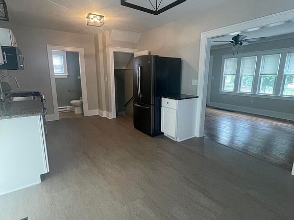 2nd image of 1007 Alto Ave SE